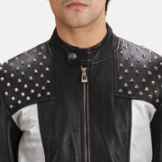 Close-Up Detail of Band with snap button &amp; Zipper Hardware on Shapron Studded 真皮机车夹克 男士