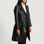 
Black Sheepskin Leather Trench Coat - 展现肩线贴合与利落下摆的背部视角