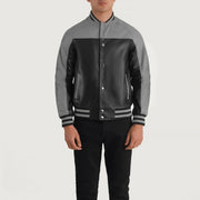 特写细节 of Varsity &amp; Snap Buttons Hardware on Terrance Black &amp; Red Leather Varsity Jacket
