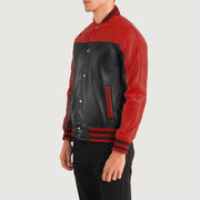 模特上身造型展示： Terrance Black &amp; Red Leather Varsity Jacket 自然光线下展现天然垂坠质感