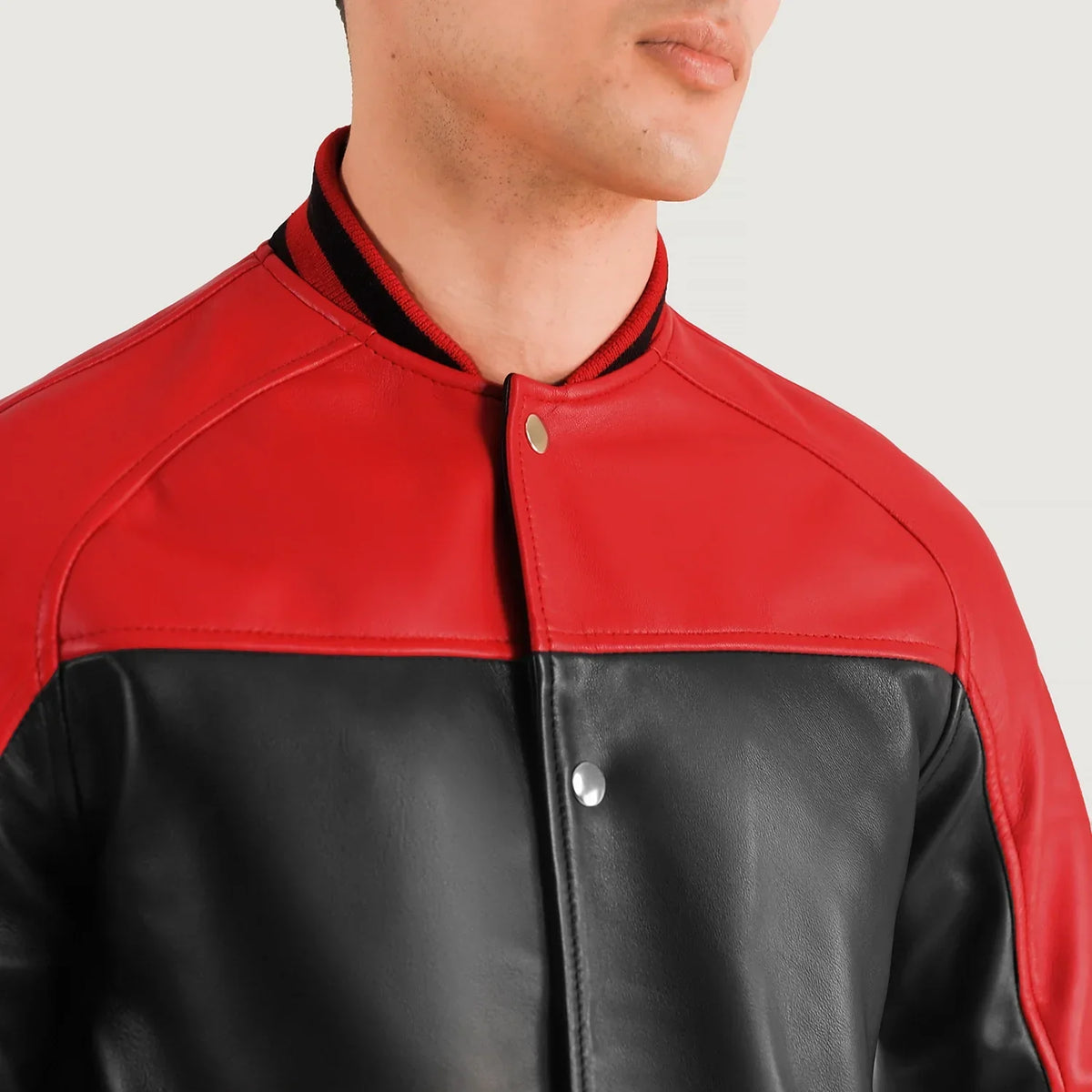 Terrance 黑色 Varsity 真皮夹克 男士 – 多角度商品细节 3