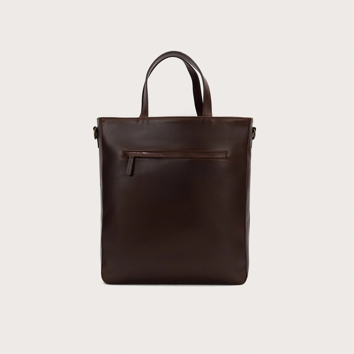 
Vintage Brown Full-Grain leather Bag - 展现加固真皮背带与承重走线的背部视角
