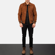 Men's Tomchi 浅褐色 Suede 真皮夹克 男士 - Lateral Side Profile View Showing Sleeve Cut &amp; Athletic Taper Fit