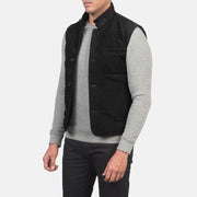 
Black Goatskin Suede Leather Vest - 展现肩线贴合与利落下摆的背部视角