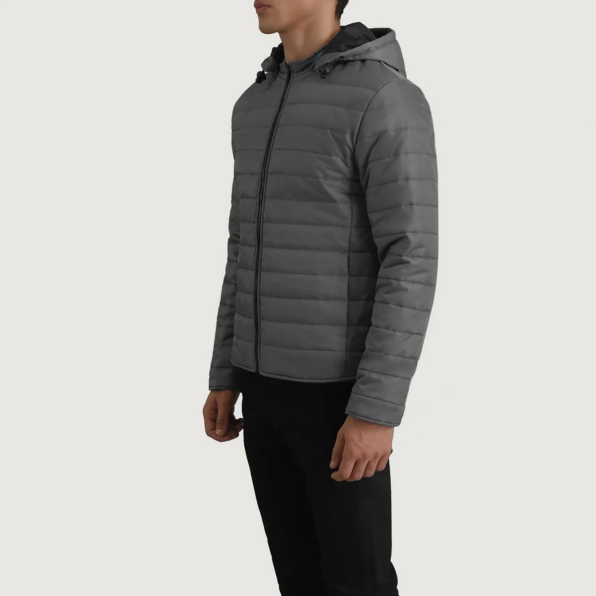 
Grey Full-Grain Leather Hooded Jacket - 展现肩线贴合与利落下摆的背部视角