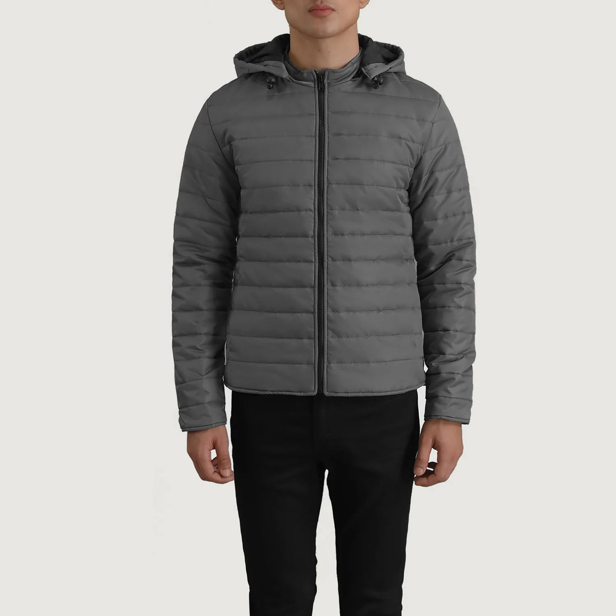 
细节特写 of Classic Collar & Zipper Hardware on Tyler Grey Hooded Puffer 真皮夹克 男士