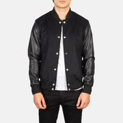 Men's Vaxton 黑色 Hybrid Varsity 真皮夹克 男士 in Black Sheepskin Leather - Front Profile View &amp; Tailored Silhouette | Buy Online
